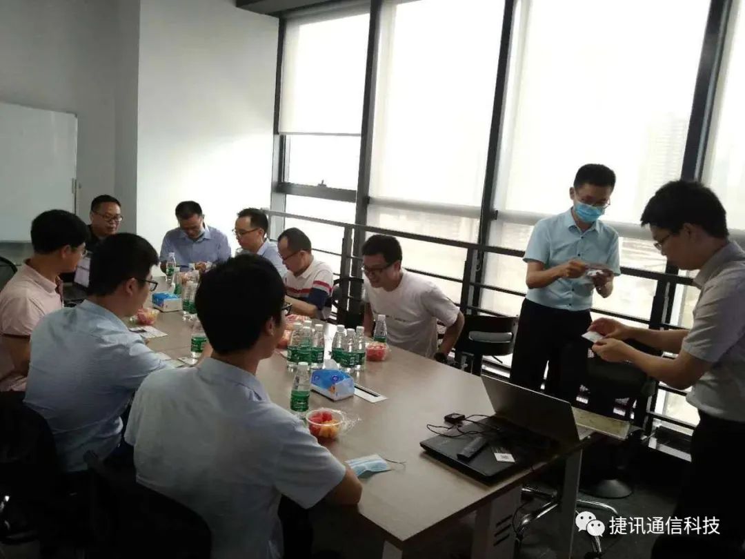 電話呼叫中心系統 電話呼叫中心系統